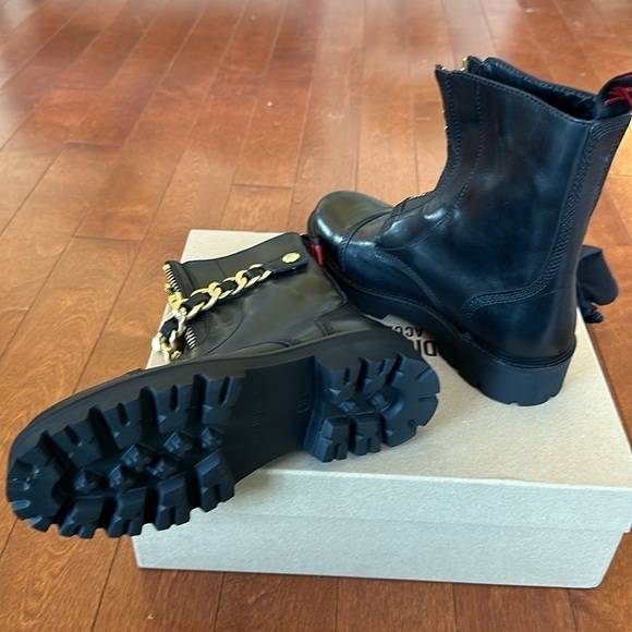 Zadig & Voltaire Joe Cecilia leather combat moto boots with gold chain US size 5 - Picture 14 of 17